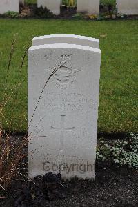 Berlin 1939-1945 War Cemetery - Van Klaveren, William Edward